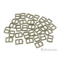 人形用 DIY ドール服の材料 レザークラフトの材料 極小 外径5×6mm 内径3mm ミニチュアパーツ 金属 メッキ 爪有り 日型角カン バックル 金具 5色選択可 30個入