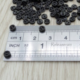 人形用 ドール服の材料 プラスチック ボタン 二つ穴 4mm 15色選択可 50個入